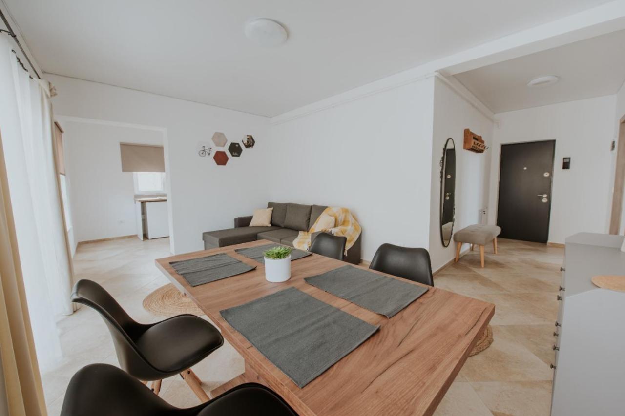 The Nook Aparthotel ทิมิชัวรา ภายนอก รูปภาพ