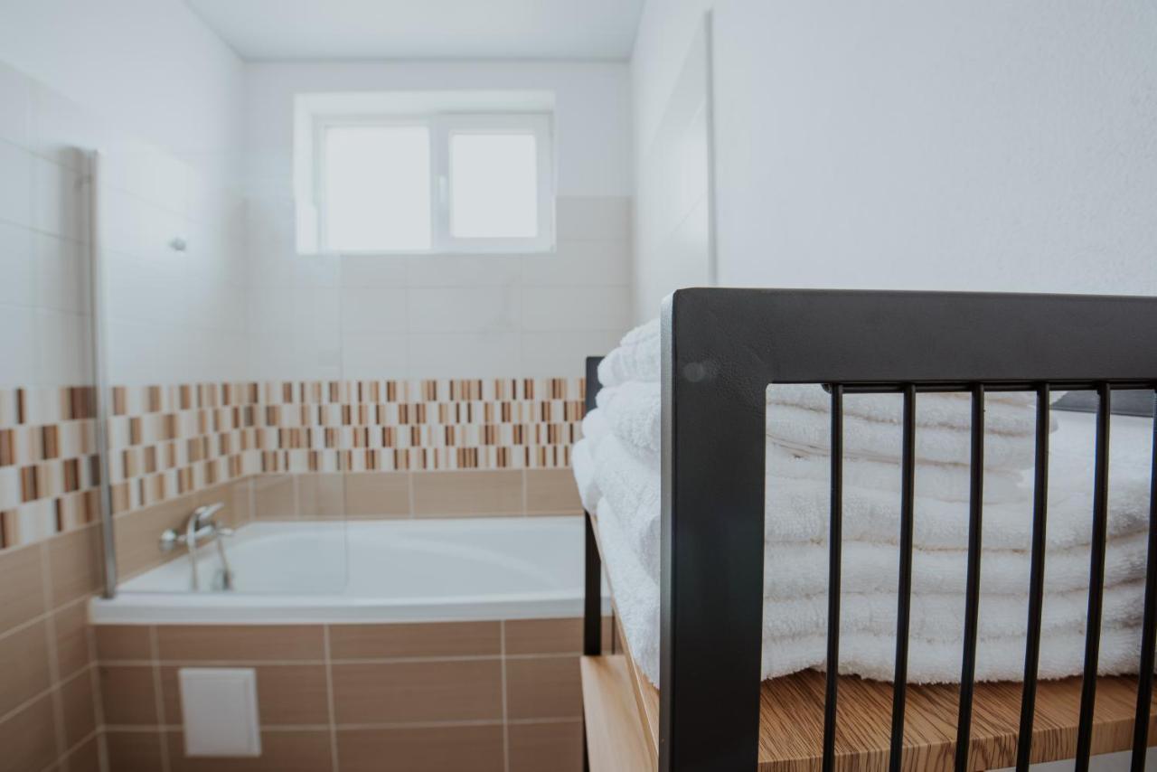 The Nook Aparthotel ทิมิชัวรา ภายนอก รูปภาพ